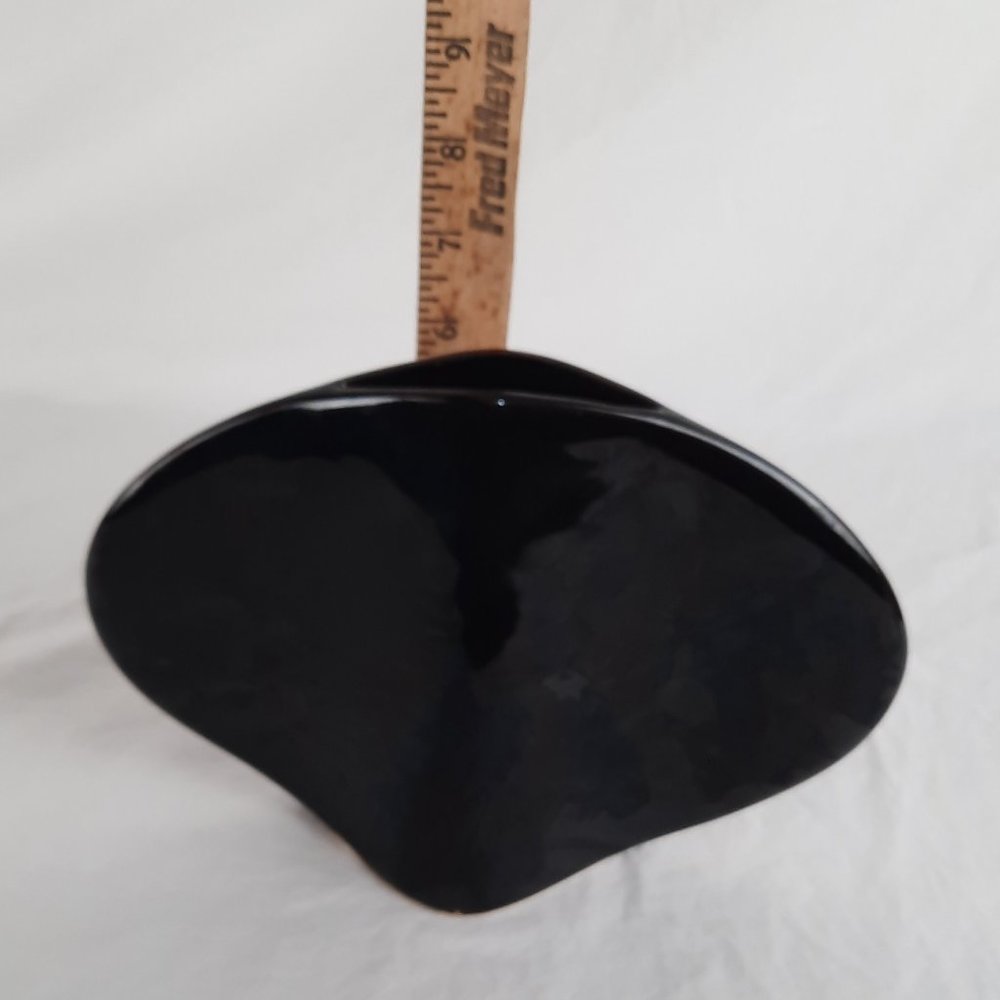 SOLD Set of Two Vintage Mikasa Vases Art Deco Naomi Cahana - Black and White - Picture 8 of 14